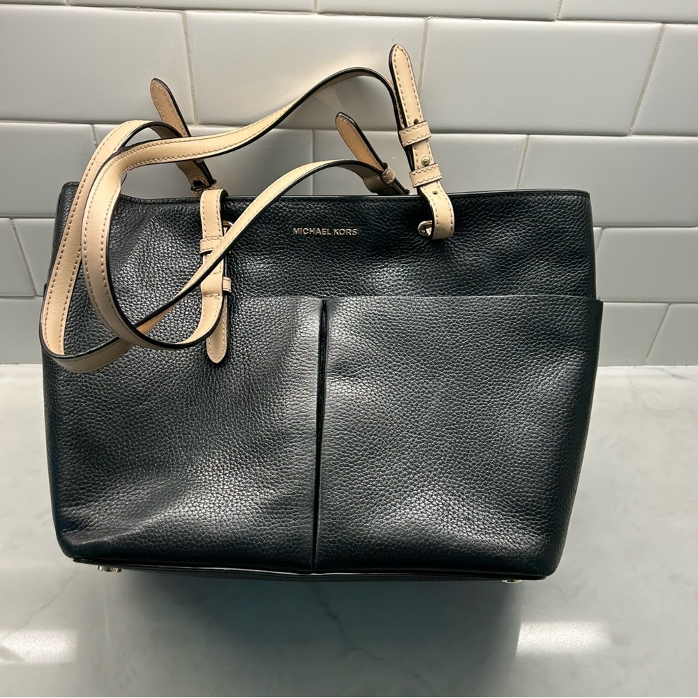 Michael Kors Bedford Pebbled Leather Tote Black Tan Handles Work Bag